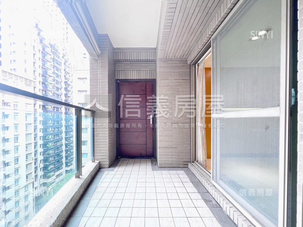 快看！美術館稀有三房平車房屋室內格局與周邊環境
