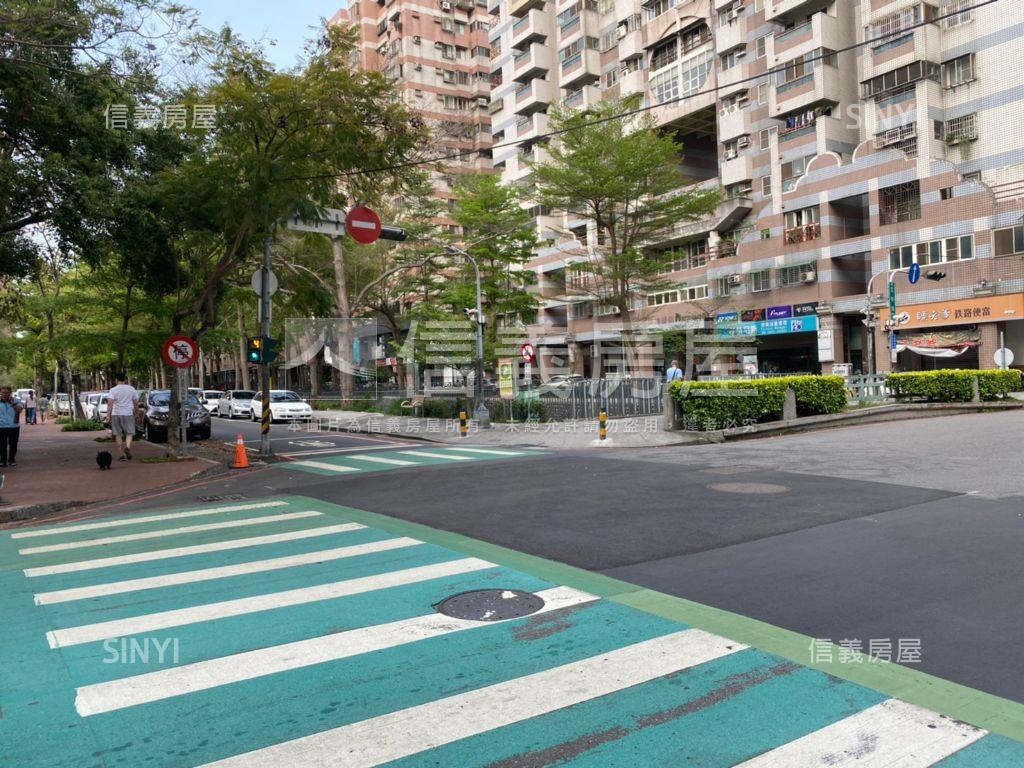 水湳經貿親家中央公園誠售房屋室內格局與周邊環境