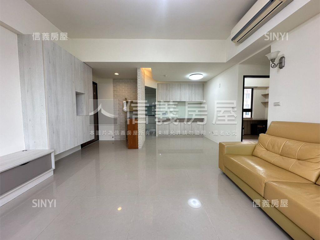 翰林苑四房美裝潢房屋室內格局與周邊環境