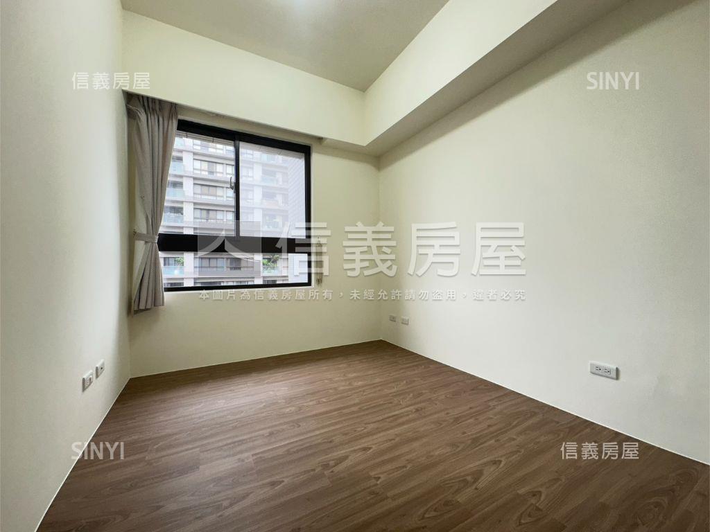 翰林苑四房美裝潢房屋室內格局與周邊環境