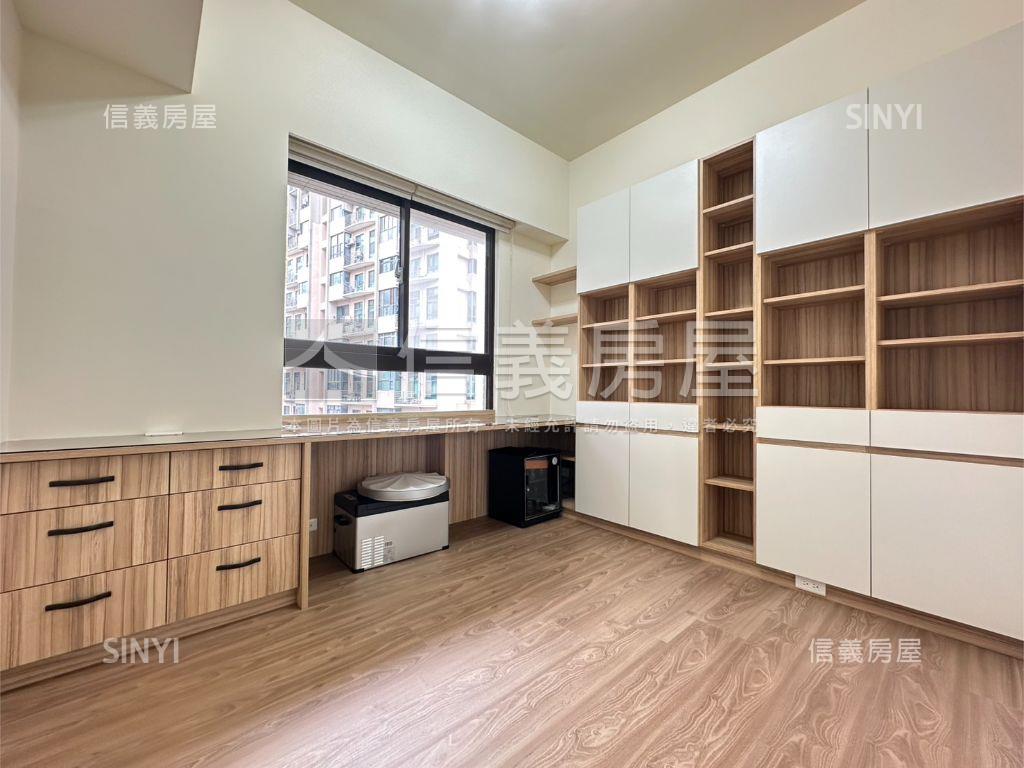 翰林苑四房美裝潢房屋室內格局與周邊環境