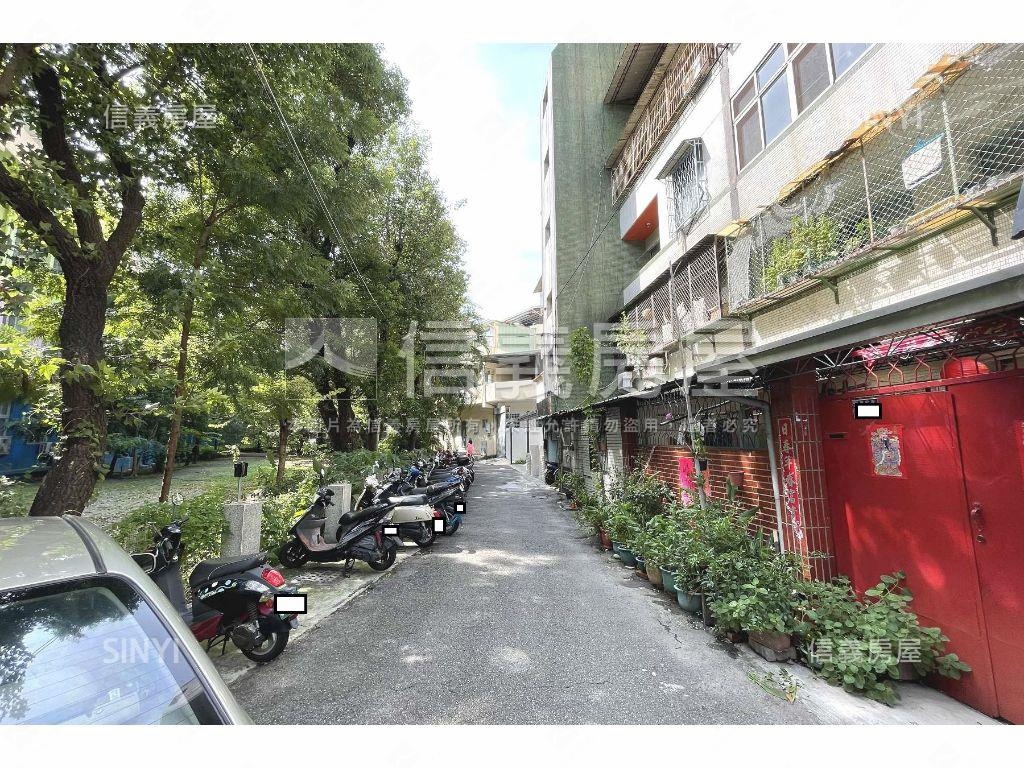 優逢甲高投報多間收租套房房屋室內格局與周邊環境