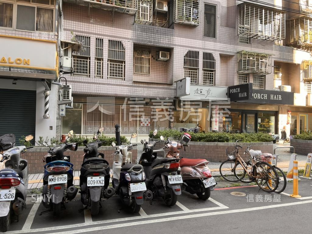 宏運當頭創業店面１房屋室內格局與周邊環境