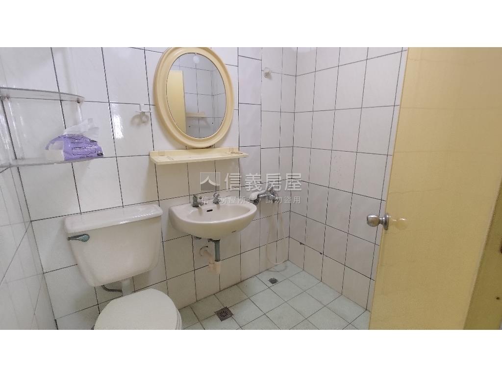 稀有邊間近捷運漂亮美屋房屋室內格局與周邊環境