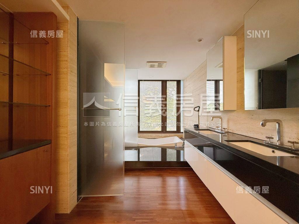 觀雲樹景四房附Ｂ１雙平車房屋室內格局與周邊環境