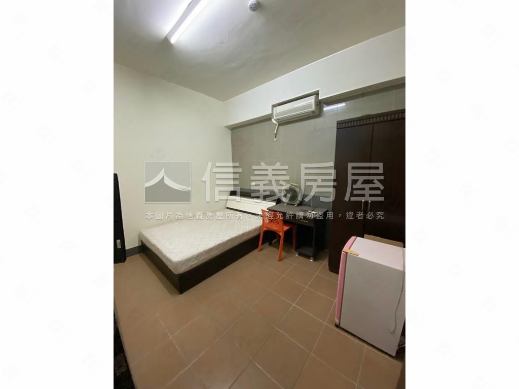臨近國華商圈金店面加套房房屋室內格局與周邊環境