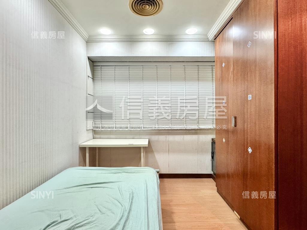 博愛天下⭐四房平車房屋室內格局與周邊環境