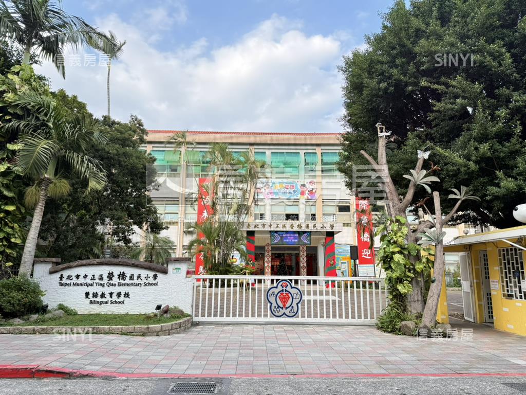 幸福成家中正高樓車位房屋室內格局與周邊環境