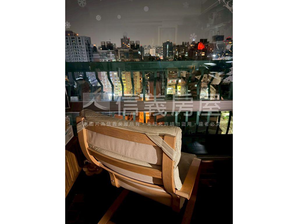 專任☆鄉林雲頂三房平車房屋室內格局與周邊環境