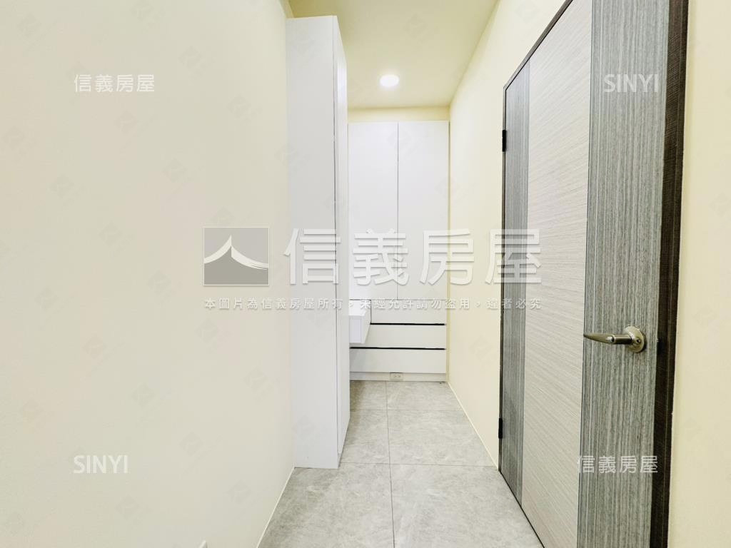 仁和路整新車庫透天房屋室內格局與周邊環境