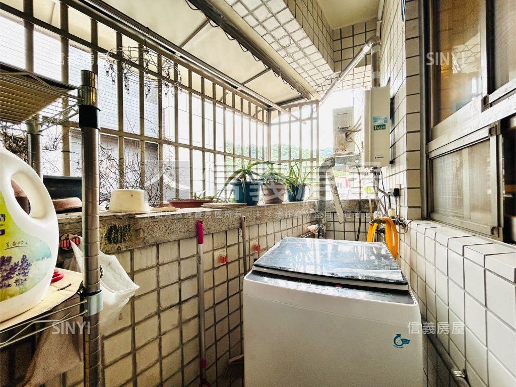 稀有星雲三房華廈房屋室內格局與周邊環境