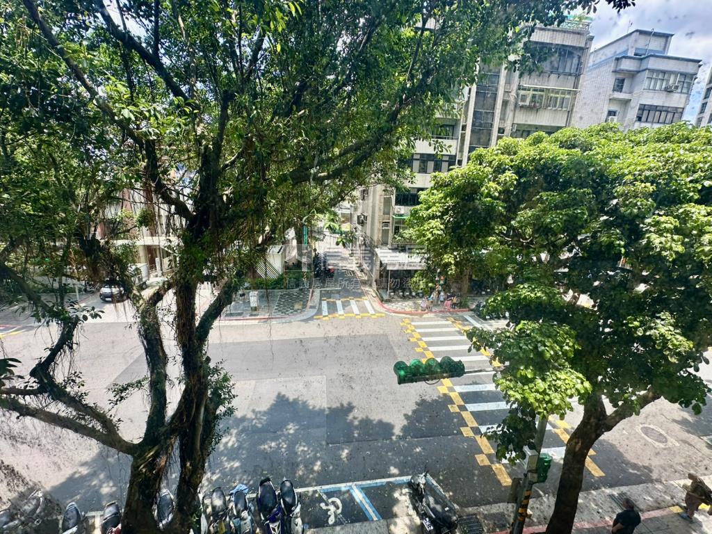 【專任】愛家親子陽光三房房屋室內格局與周邊環境