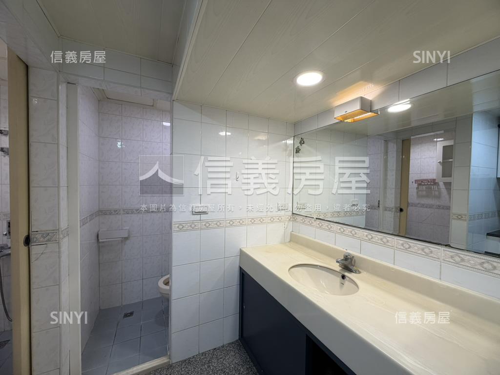 近十三期溫馨兩房平車房屋室內格局與周邊環境