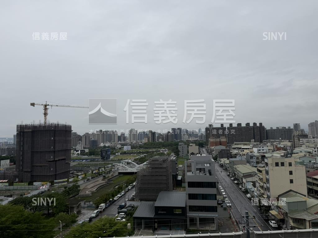 近十三期溫馨兩房平車房屋室內格局與周邊環境