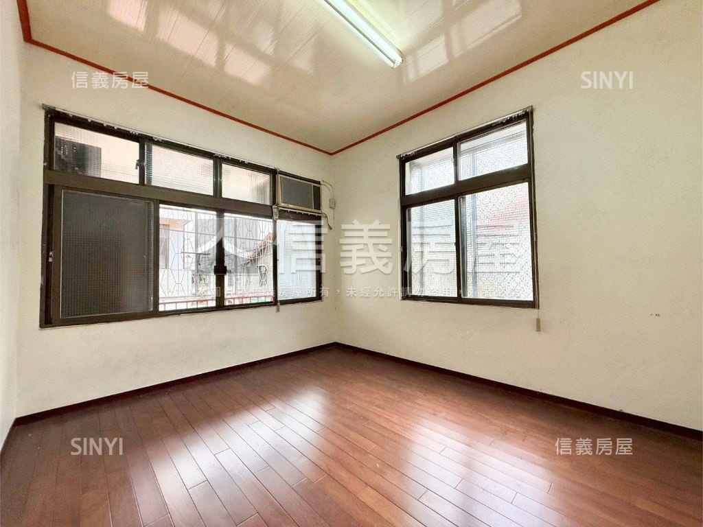 【孝親房】朝南邊間透天房屋室內格局與周邊環境