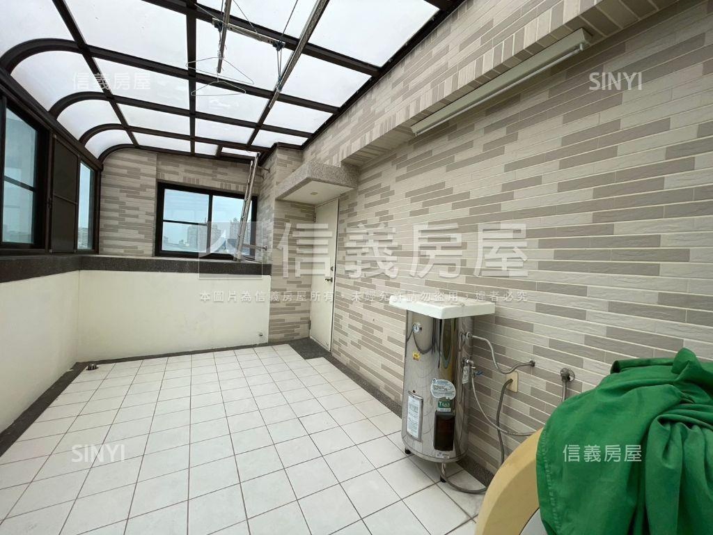 安北併排雙車墅再現房屋室內格局與周邊環境