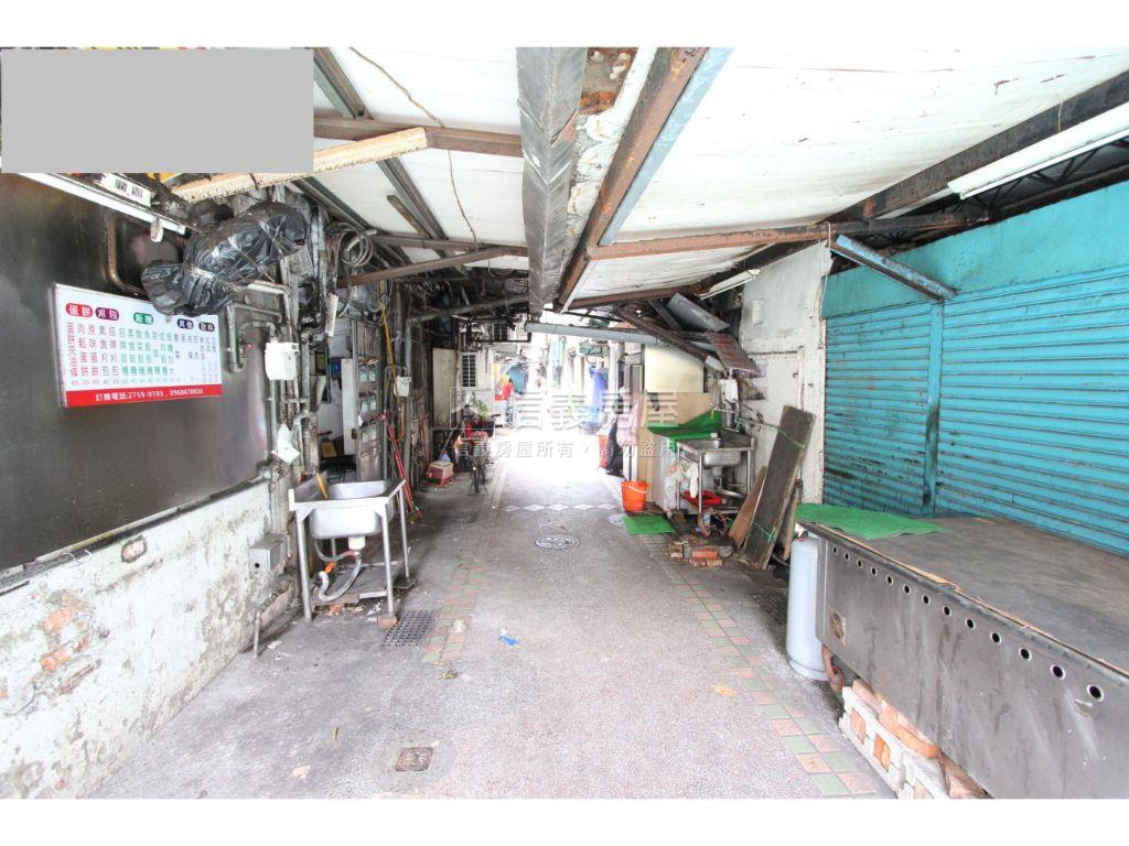 松山路公寓頂樓大空間房屋室內格局與周邊環境