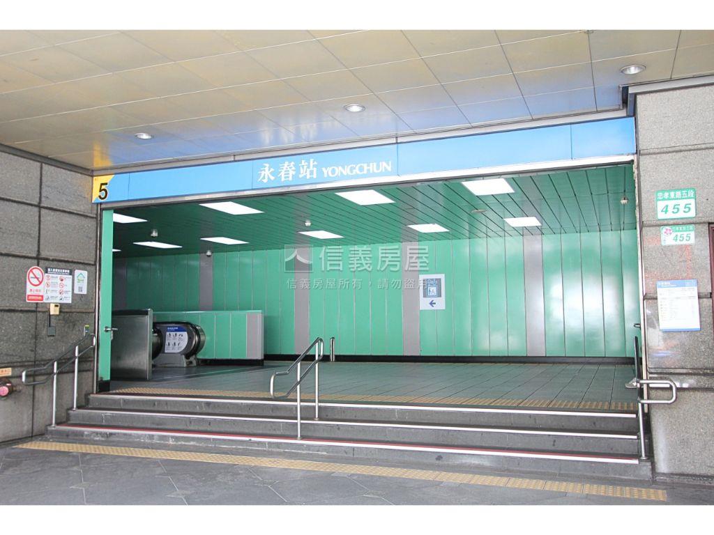 松山路公寓頂樓大空間房屋室內格局與周邊環境