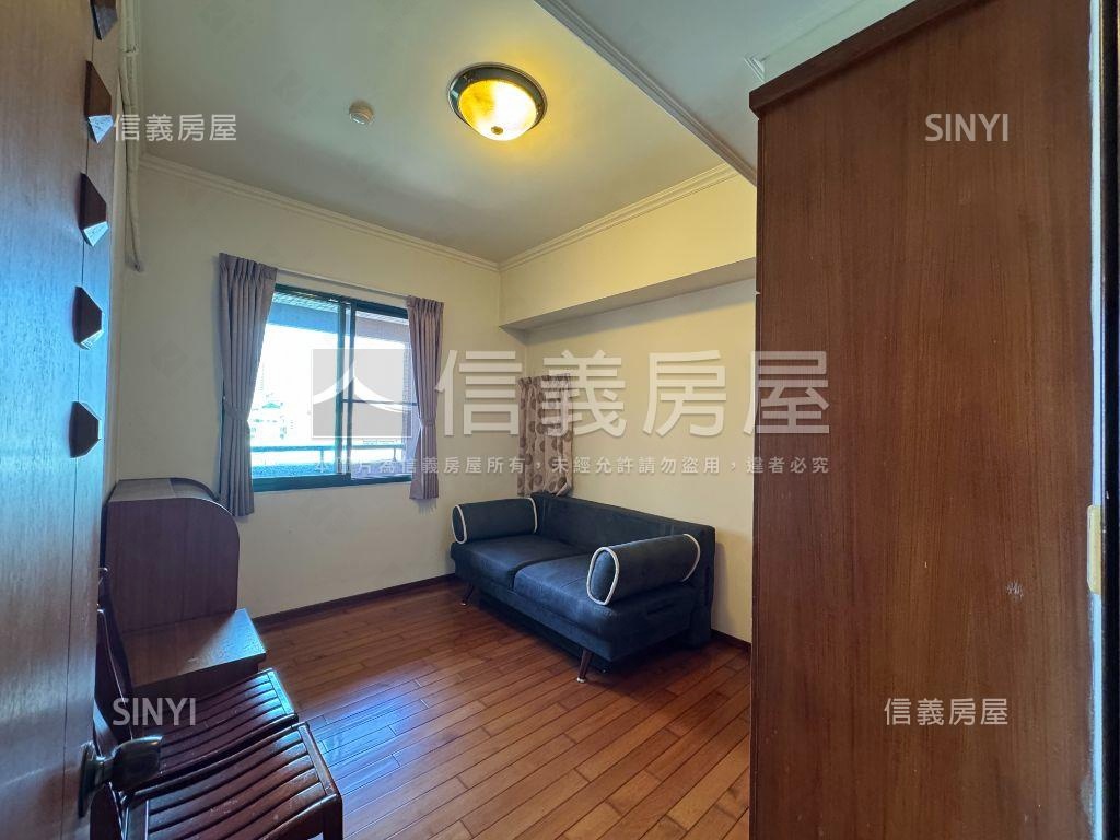 【艾森豪】極品４房平車房屋室內格局與周邊環境