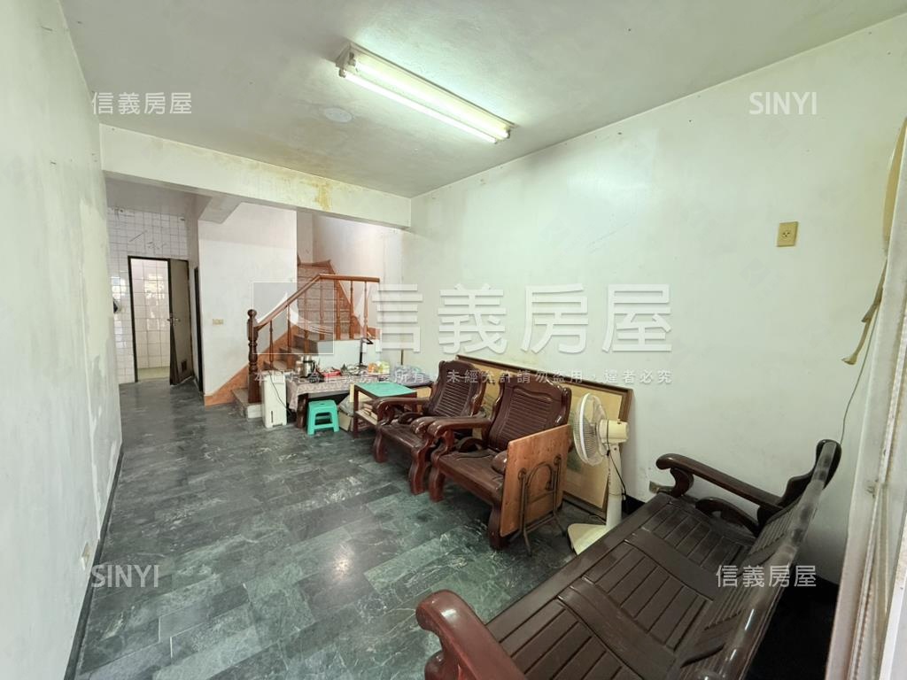 小港青島靜謐巷透房屋室內格局與周邊環境