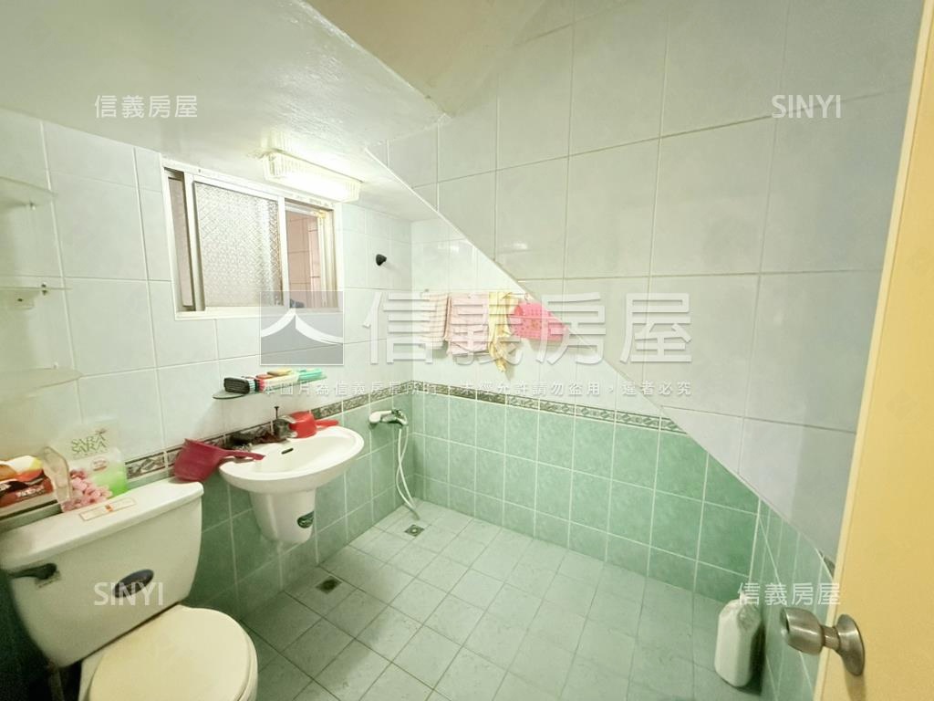 小港青島靜謐巷透房屋室內格局與周邊環境