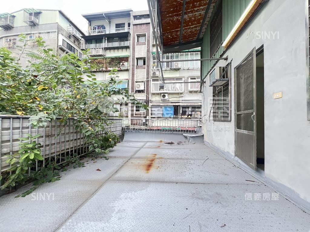 景安活巷透天房屋室內格局與周邊環境