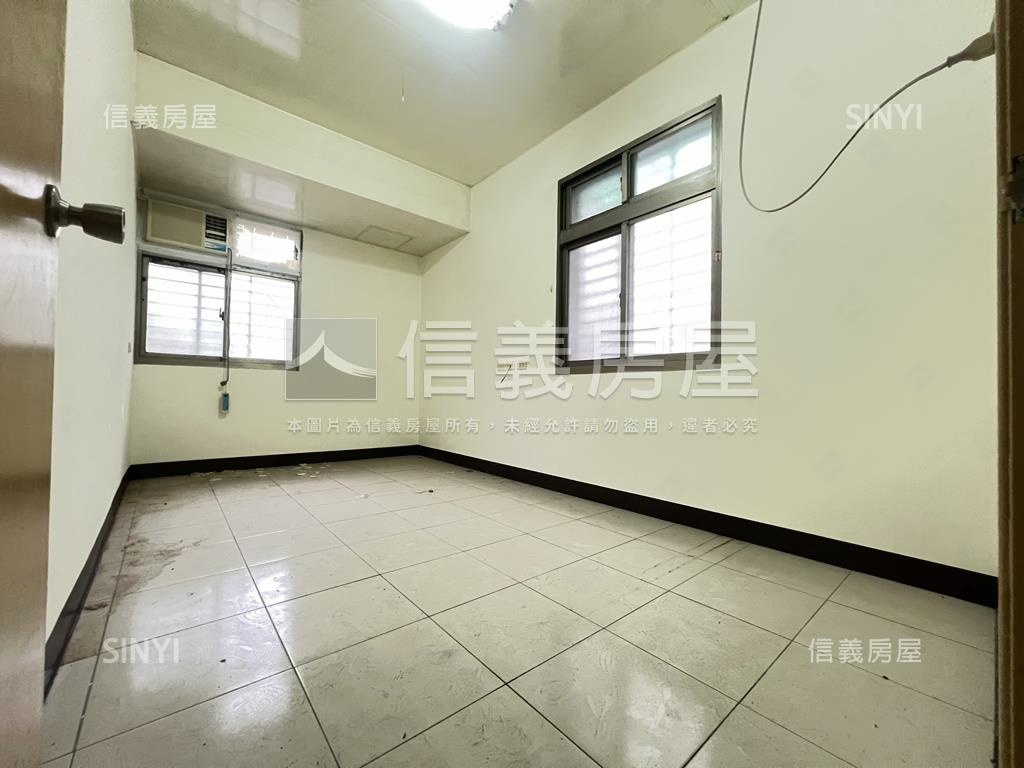 景安活巷透天房屋室內格局與周邊環境