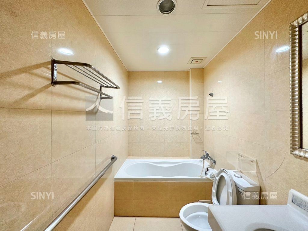 臻愛香榭大四房房屋室內格局與周邊環境