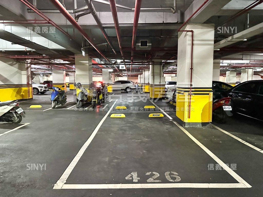 臻愛香榭大四房房屋室內格局與周邊環境