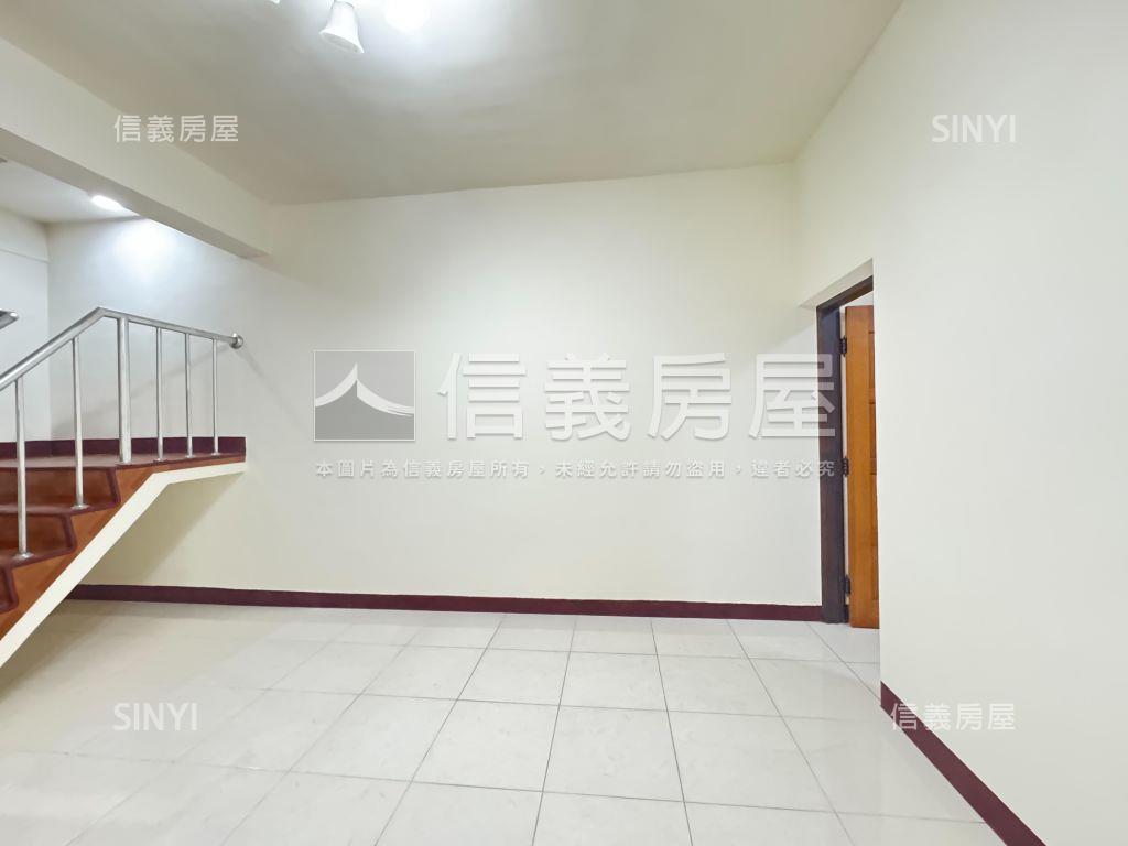 土庫清豐正路套房透天房屋室內格局與周邊環境