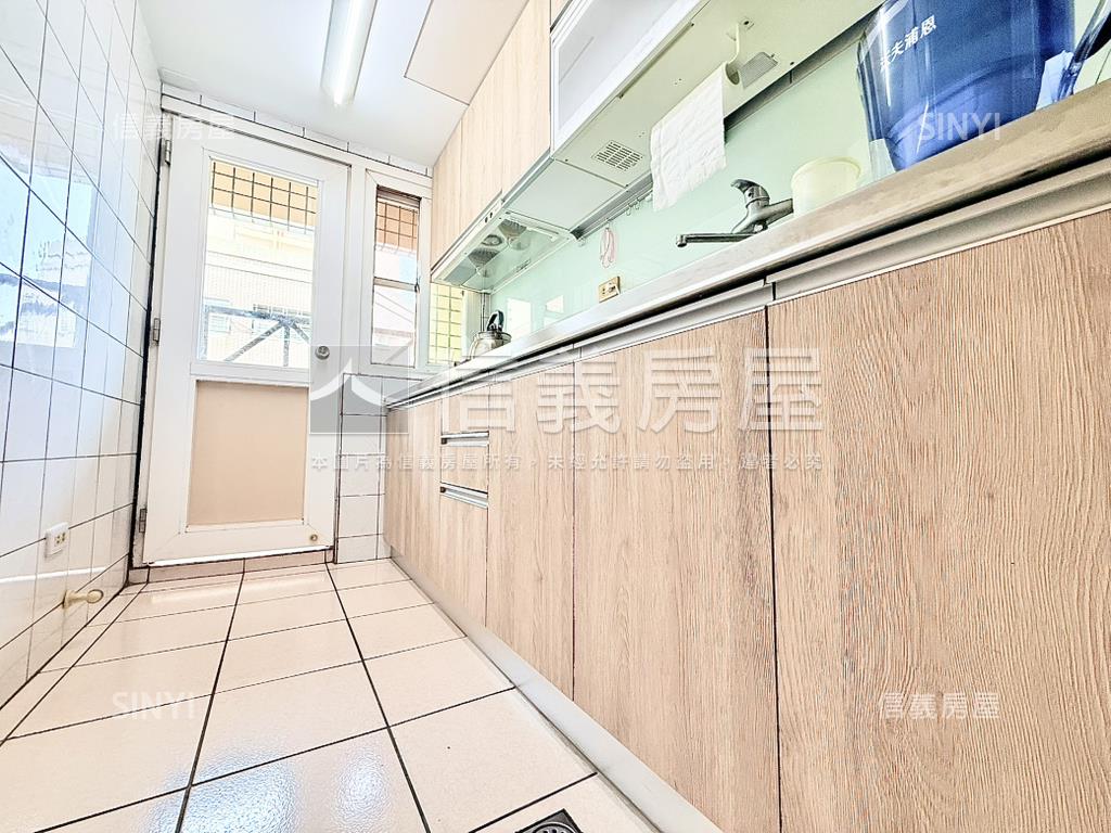 必看！西屯高樓三房有車位房屋室內格局與周邊環境