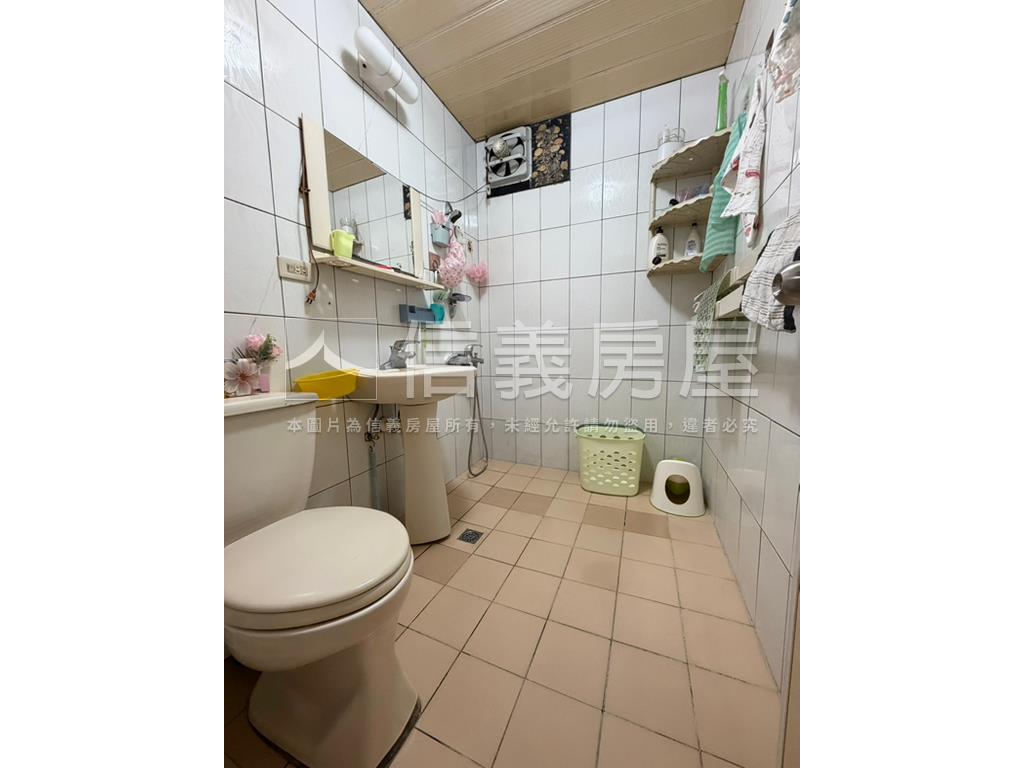 比漾商圈暖居一樓宅房屋室內格局與周邊環境