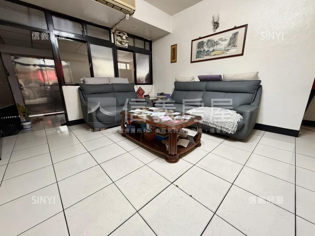 比漾商圈暖居一樓宅房屋室內格局與周邊環境