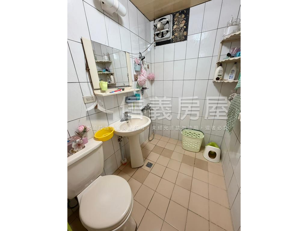 比漾商圈暖居一樓宅房屋室內格局與周邊環境