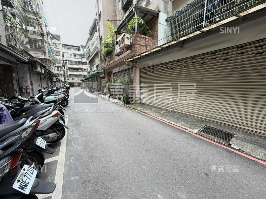 比漾商圈暖居一樓宅房屋室內格局與周邊環境