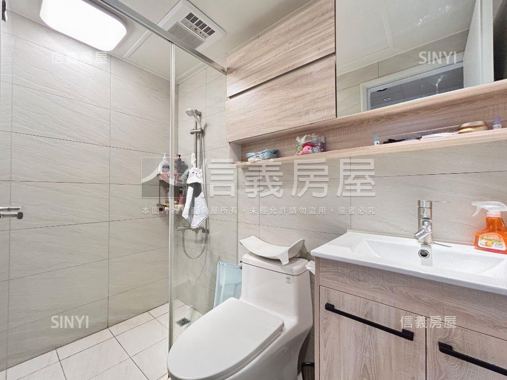 鴻廣新Ａ７精裝樹景美宅房屋室內格局與周邊環境