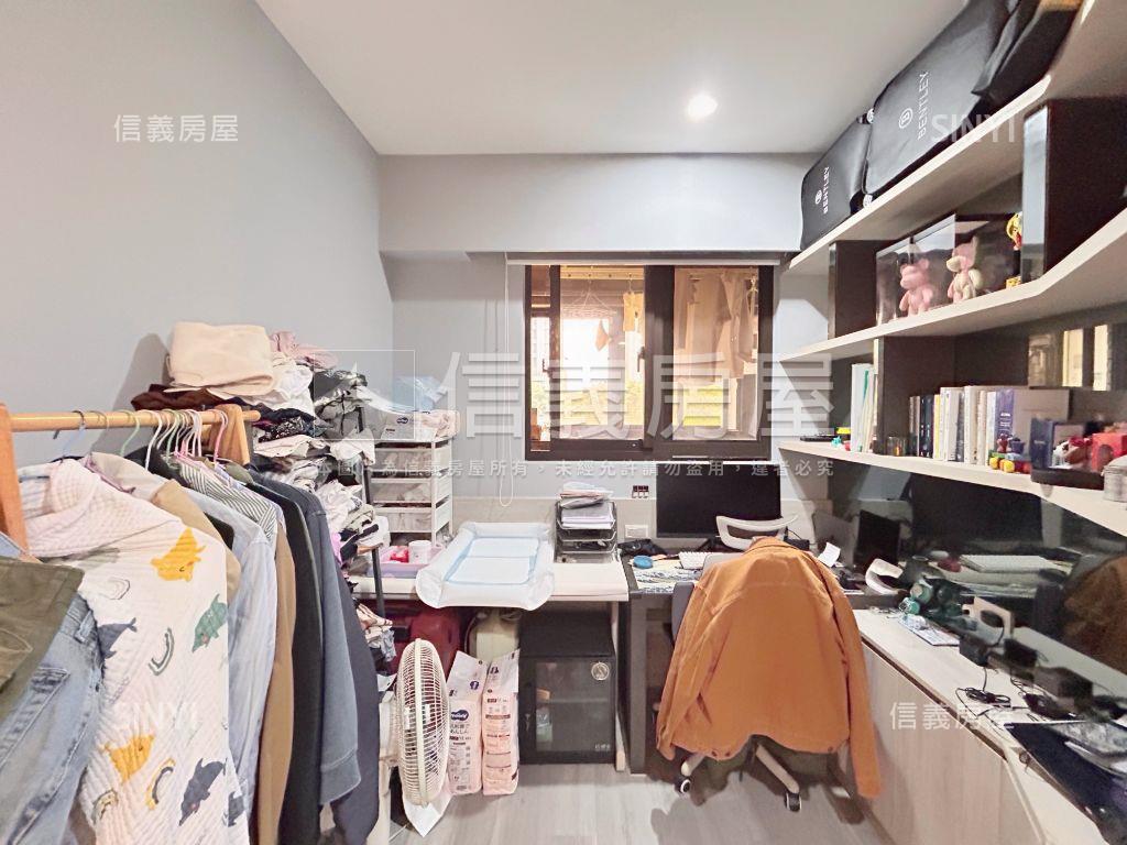 鴻廣新Ａ７精裝樹景美宅房屋室內格局與周邊環境