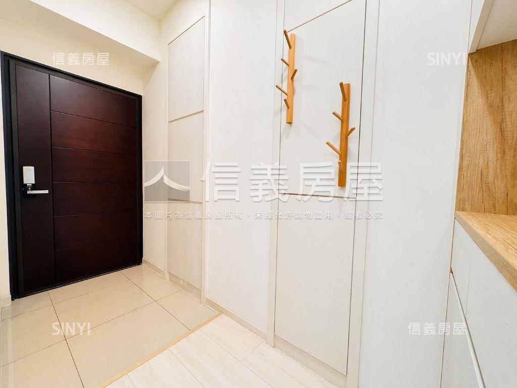 純白○上東城兩房車位房屋室內格局與周邊環境