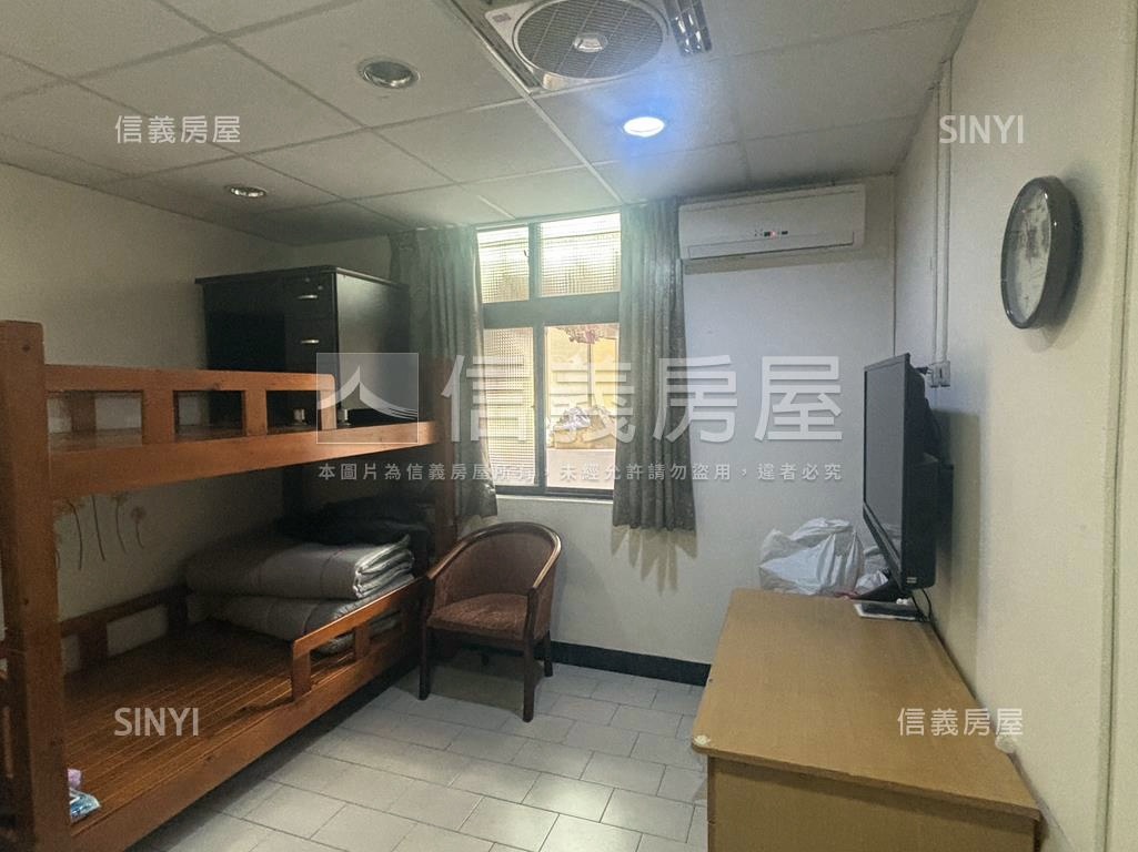 士林捷運站美德街二樓房屋室內格局與周邊環境