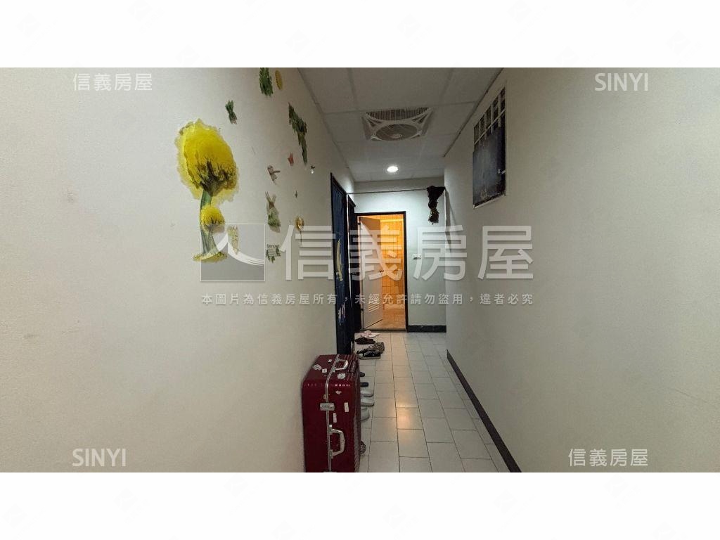 士林捷運站美德街二樓房屋室內格局與周邊環境