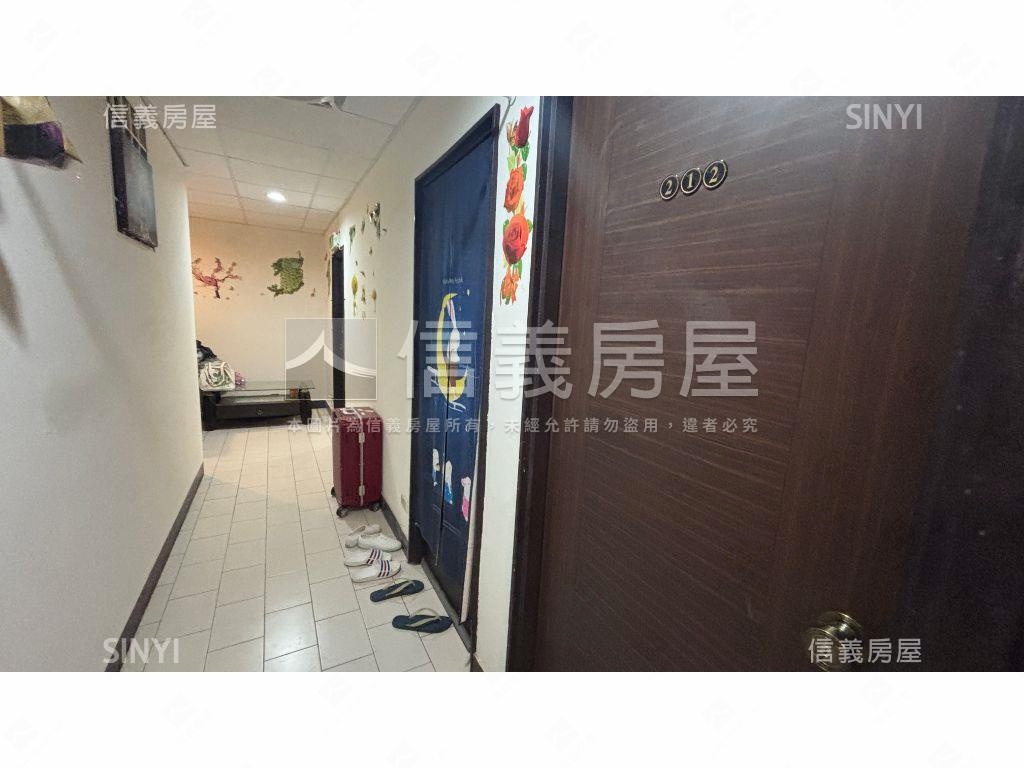 士林捷運站美德街二樓房屋室內格局與周邊環境