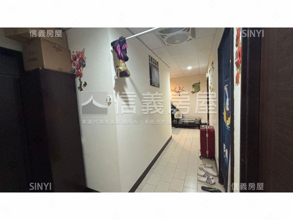 士林捷運站美德街二樓房屋室內格局與周邊環境