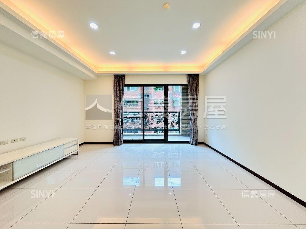 麗景尊享四房雙車位房屋室內格局與周邊環境