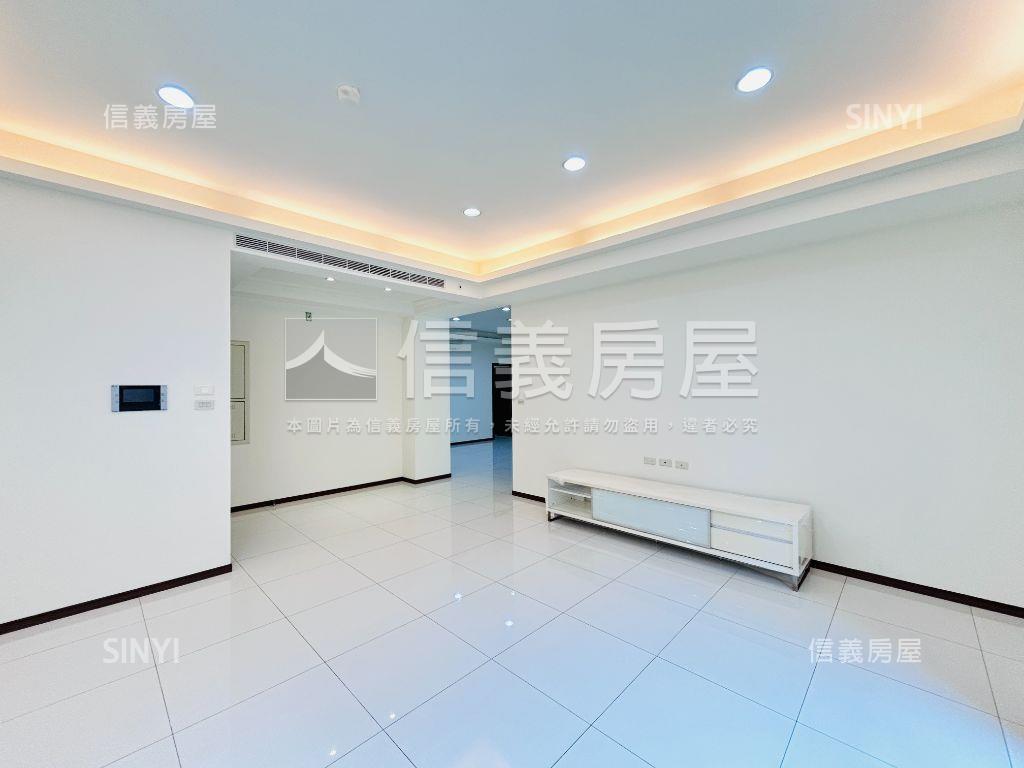 麗景尊享四房雙車位房屋室內格局與周邊環境