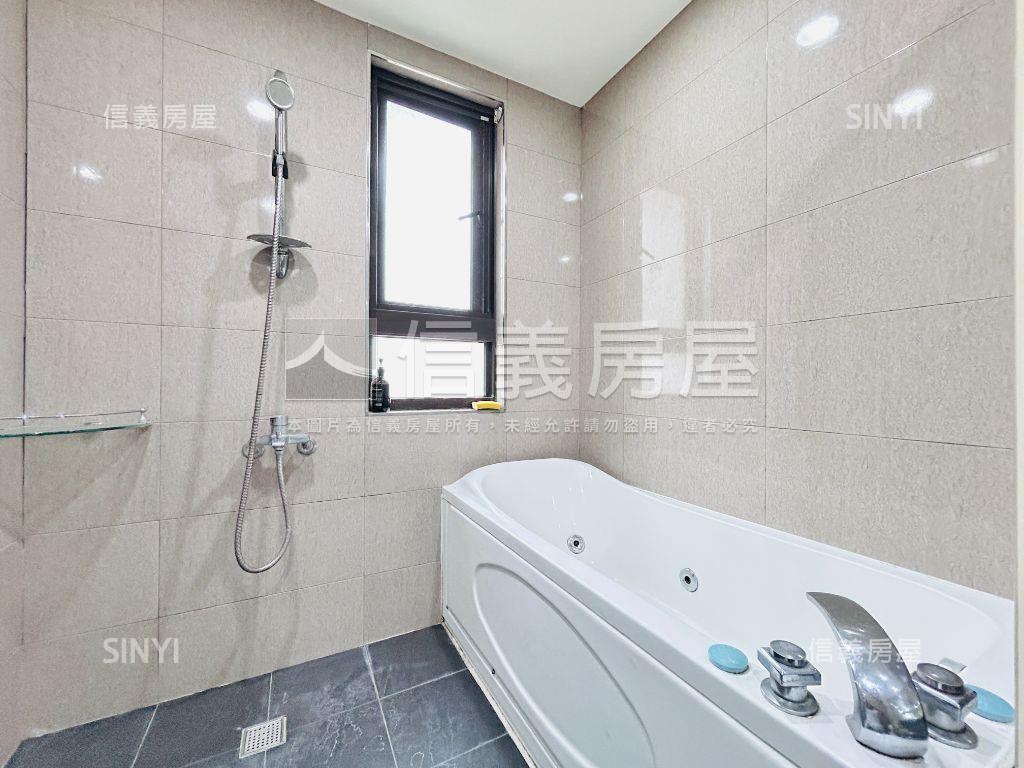 麗景尊享四房雙車位房屋室內格局與周邊環境