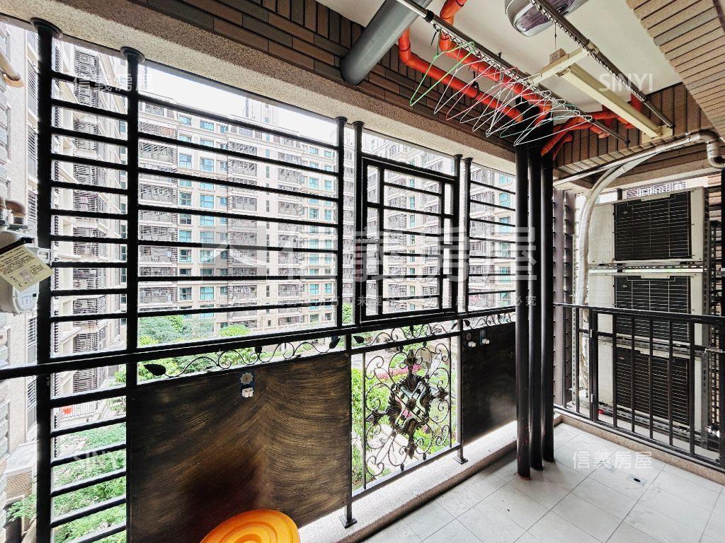 麗景尊享四房雙車位房屋室內格局與周邊環境