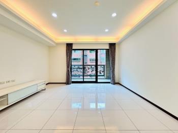 麗景尊享四房雙車位