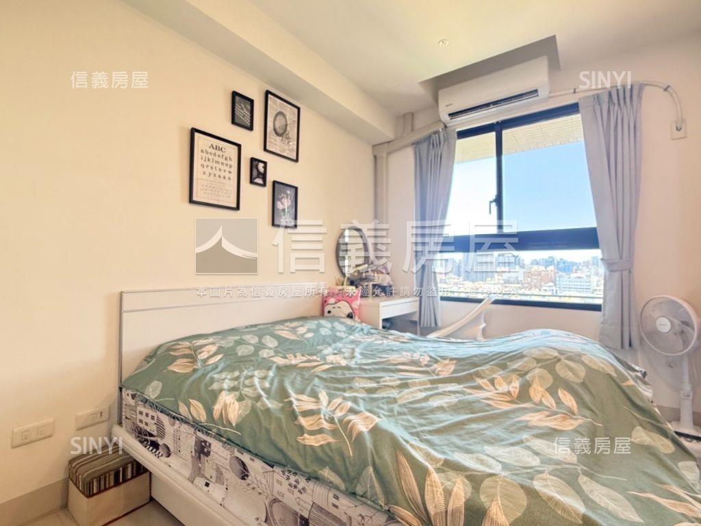 站前輕屋齡高樓質感２房房屋室內格局與周邊環境