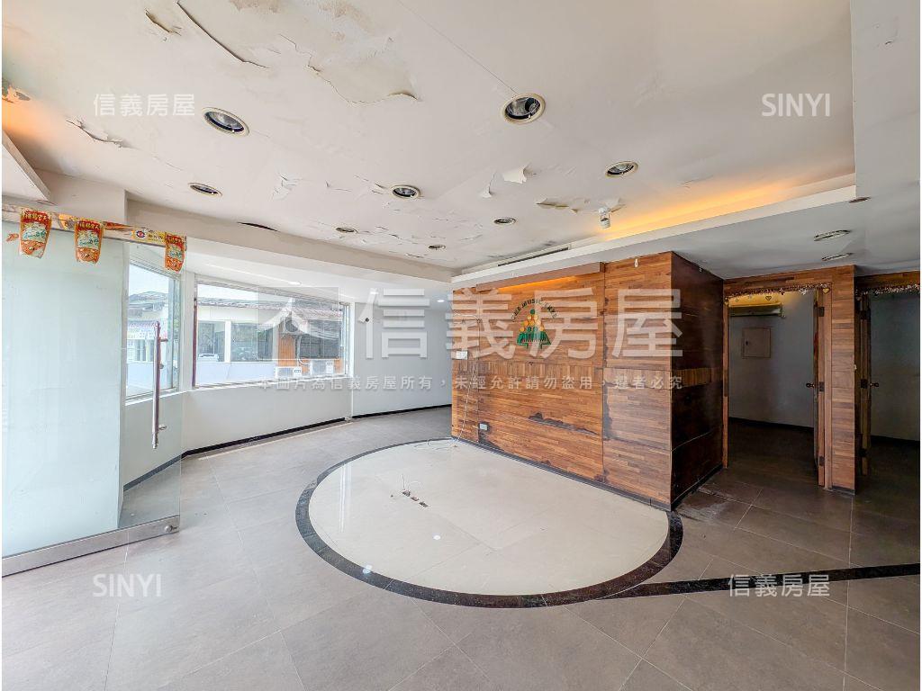 近內湖站稀有黃金一樓店面房屋室內格局與周邊環境