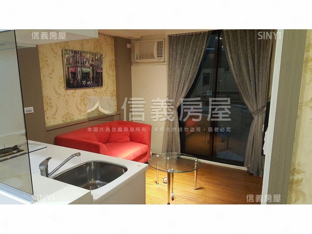 入主內湖。夢想精品琚房屋室內格局與周邊環境